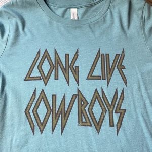 Western graphic tee• Long Live Cowboys